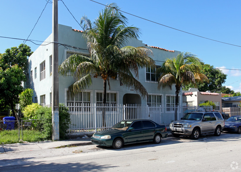 244 NW 34th St, Miami, FL en venta - Foto principal - Imagen 1 de 12