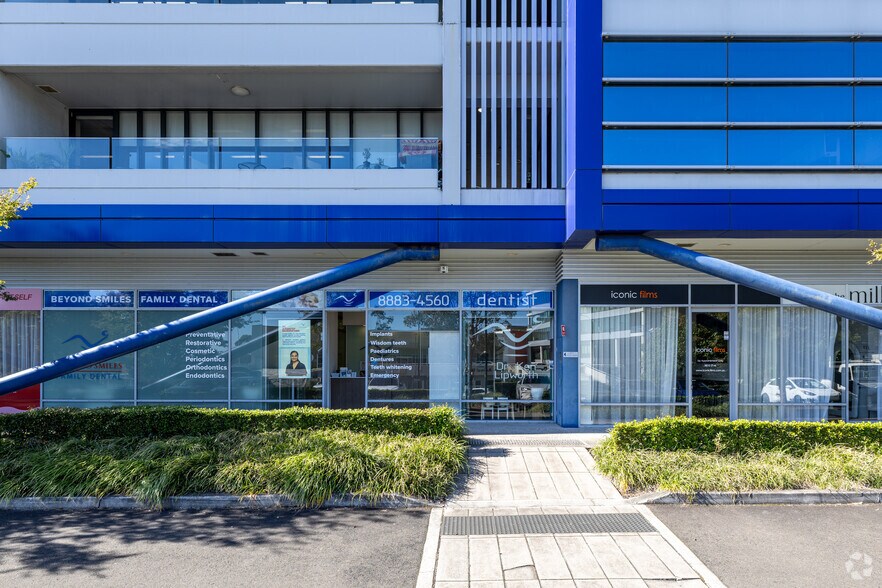 33 Lexington Dr, Bella Vista en alquiler - Foto del edificio - Imagen 3 de 4