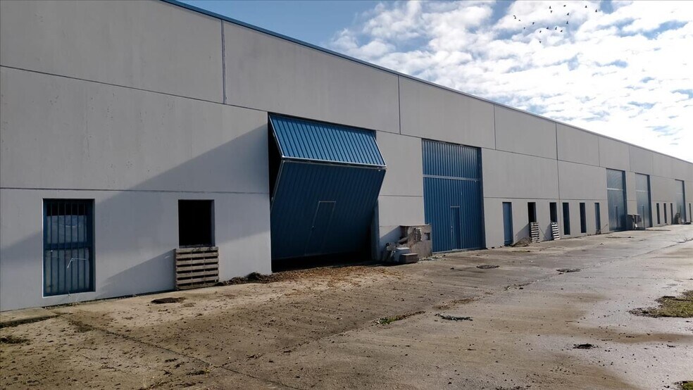 Extrarradio, 8, Babilafuente, Salamanca en venta - Foto de la construcción - Imagen 2 de 6