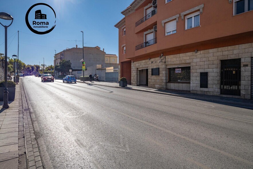 Local en Ogíjares en venta - Foto del edificio - Imagen 2 de 35