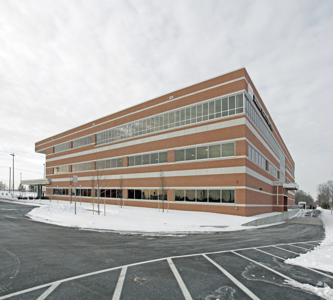 1555 E South Blvd, Rochester Hills, MI en alquiler - Foto del edificio - Imagen 2 de 2