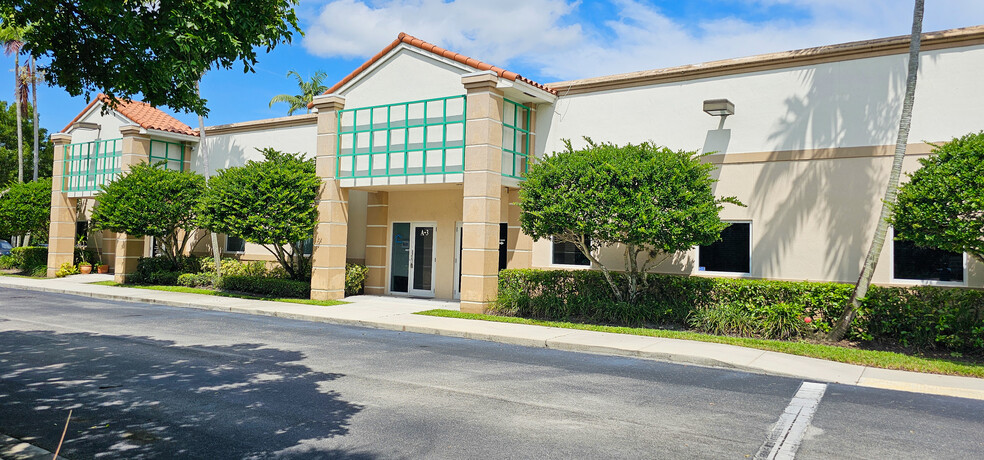 4851 W Hillsboro Blvd, Coconut Creek, FL en venta - Foto del edificio - Imagen 1 de 4