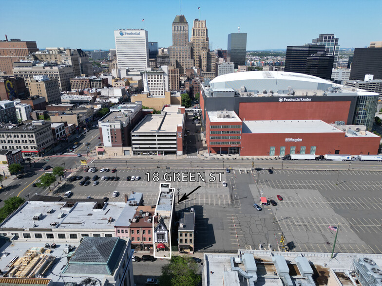 18 Green St, Newark, NJ en alquiler - Foto del edificio - Imagen 1 de 16