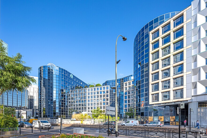 47 Rue Louis Blanc, Courbevoie en alquiler - Foto del edificio - Imagen 2 de 4