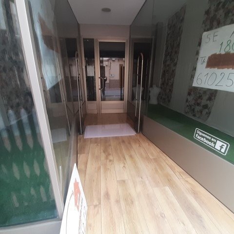 Más detalles de Local en alquiler