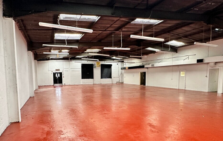 22 Loanbank Quadrant, Glasgow en venta - Foto del interior - Imagen 2 de 2