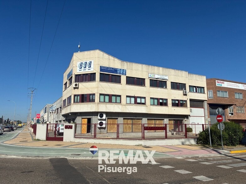 Calle Titanio, 38, Valladolid, Valladolid en alquiler - Foto principal - Imagen 1 de 51