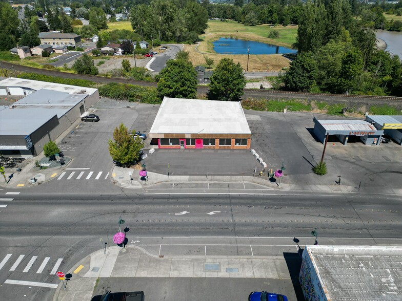 1990 Main St, Ferndale, WA en venta - Foto del edificio - Imagen 2 de 18