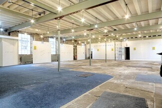 Más detalles de 1 Rope Walk, Skipton - Oficina en venta