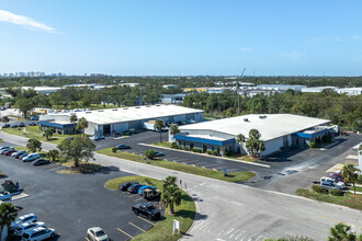 2363 Industrial Blvd, Sarasota, FL - VISTA AÉREA  vista de mapa - Image1