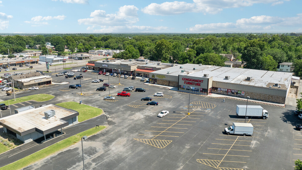 701-725 W Washington St, Broken Arrow, OK en venta - Vista aérea - Imagen 3 de 10