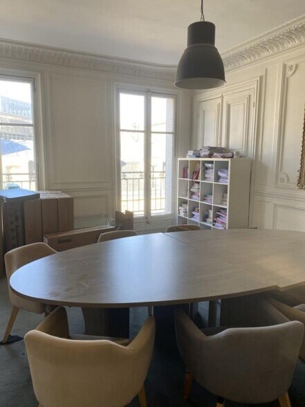 4 Rue De Marignan, Paris en alquiler - Foto del interior - Imagen 2 de 4