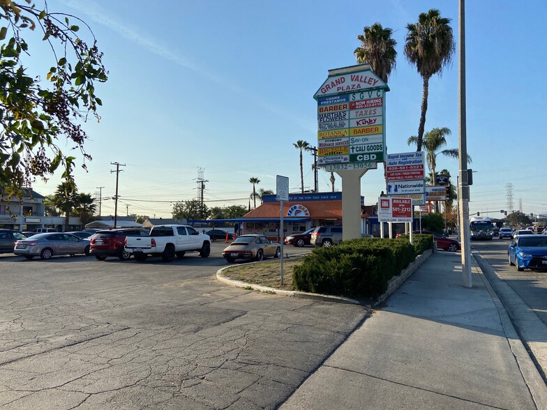 13032-13056 Valley Blvd, La Puente, CA en alquiler - Foto del edificio - Imagen 2 de 4