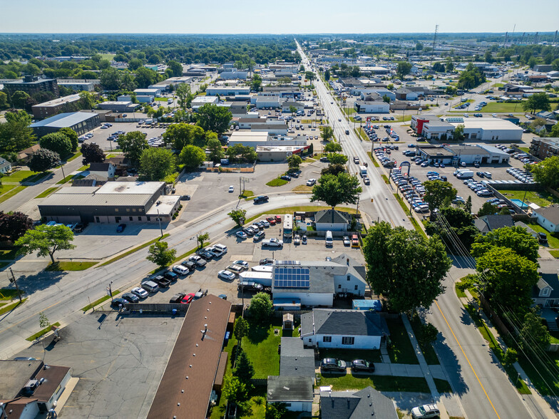 735 Ontario St, Sarnia, ON en venta - Foto del edificio - Imagen 3 de 13