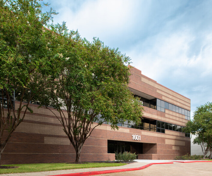 1601 Industrial Blvd, Sugar Land, TX en alquiler - Foto del edificio - Imagen 2 de 6