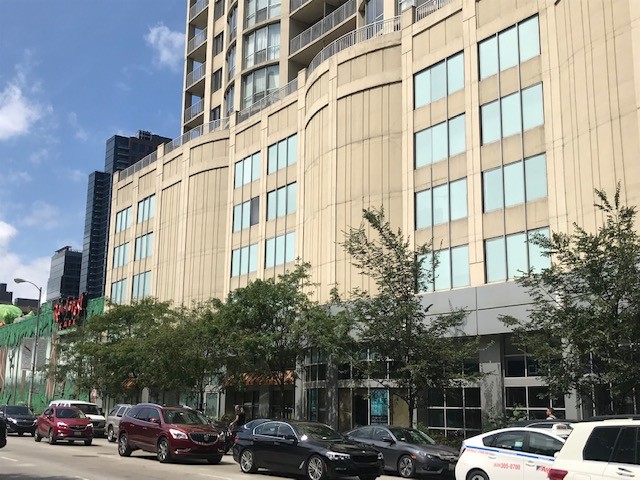 600 N Dearborn, Chicago, IL en alquiler - Foto del edificio - Imagen 2 de 9