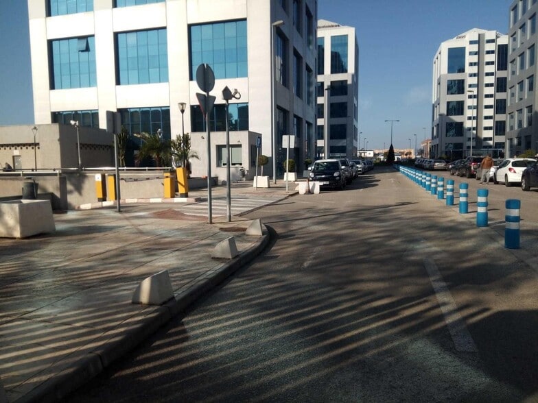 Oficina en Sevilla, Sevilla en venta - Foto del edificio - Imagen 2 de 8