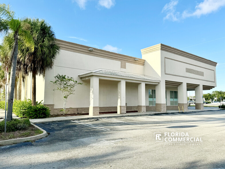 9197 S Us-1 Hwy, Port Saint Lucie, FL en alquiler - Foto del edificio - Imagen 2 de 16