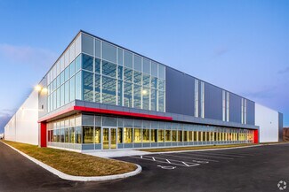 Más detalles de 1075 Boul Bd Gérard-Cadieux, Salaberry-de-valleyfield, QC - Nave en venta