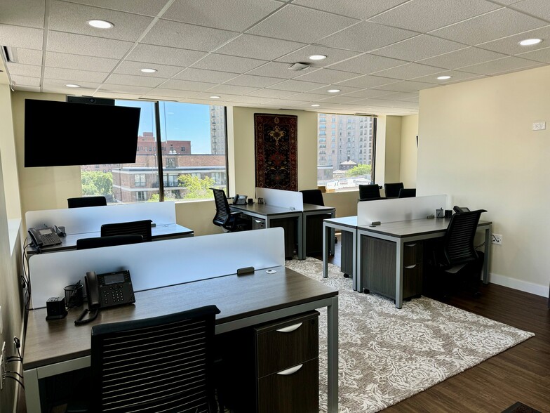 2551 N Clark St, Chicago, IL en alquiler - Foto del interior - Imagen 2 de 14