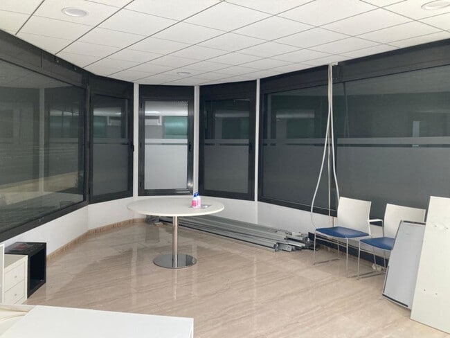 Más detalles de Local en alquiler