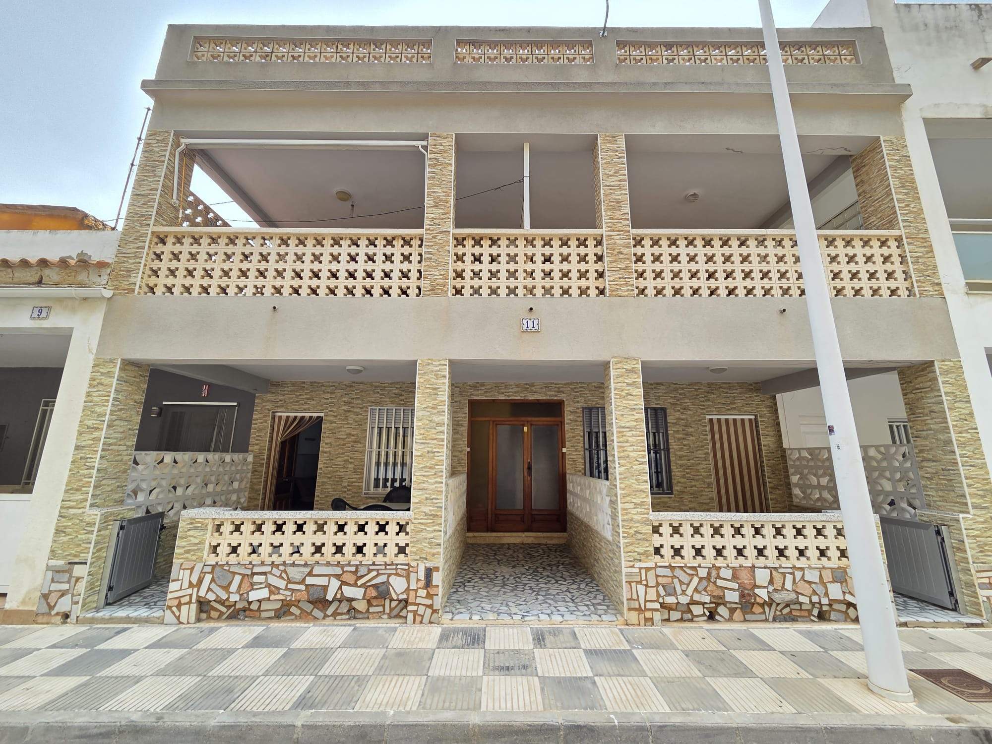 Edificio residencial en Bellreguard, Valencia en venta Foto del edificio- Imagen 1 de 30