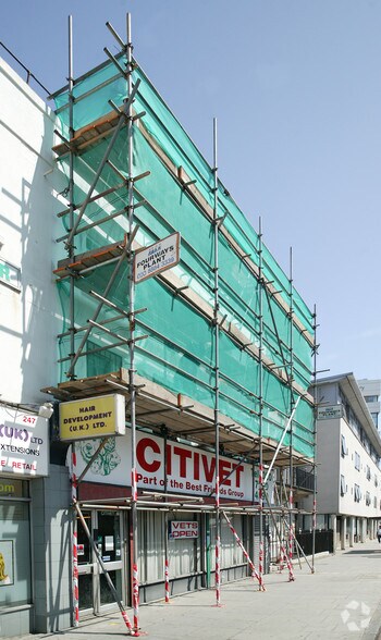 249-251 Mile End Rd, London en alquiler - Foto del edificio - Imagen 3 de 3