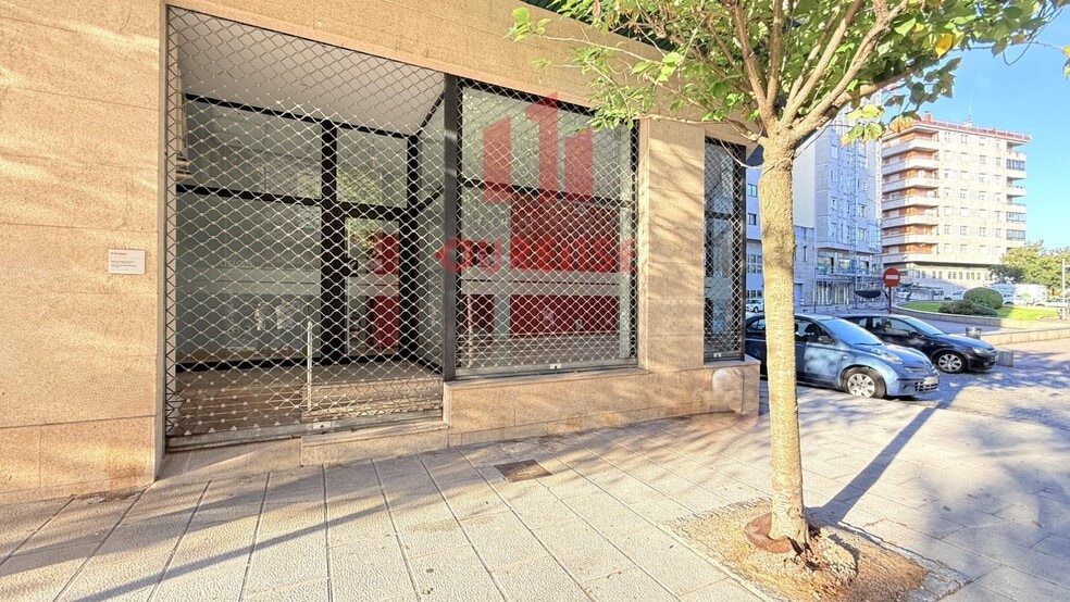 Local en Ourense, Orense en alquiler - Foto del edificio - Imagen 2 de 18