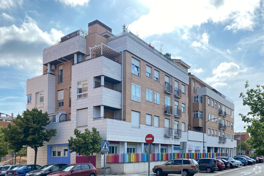Edificio residencial en Azuqueca de Henares, Guadalajara en venta - Foto principal - Imagen 1 de 1