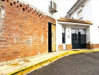 Más detalles de Calle Guadiamar, Sanlúcar la Mayor - Local en venta