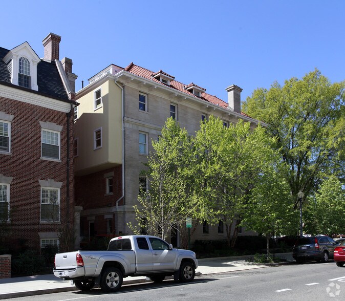 2223 Massachusetts Ave NW, Washington, DC en venta - Foto del edificio - Imagen 2 de 2