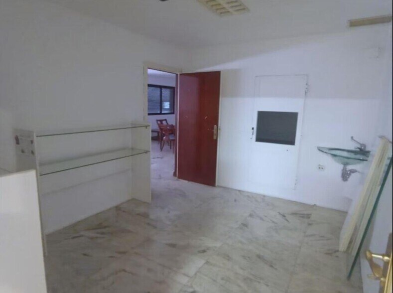 Oficina en Cáceres, Cáceres en venta - Foto del edificio - Imagen 2 de 8