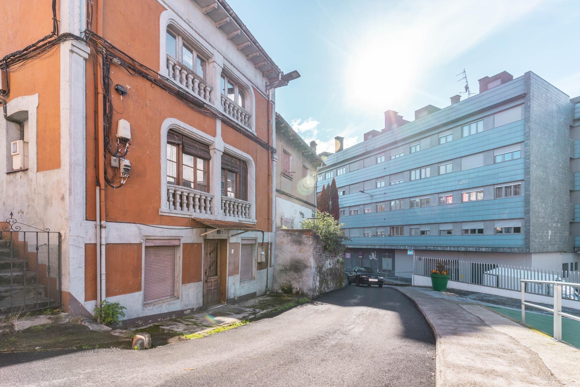  en Langreo en venta Foto del edificio- Imagen 1 de 30