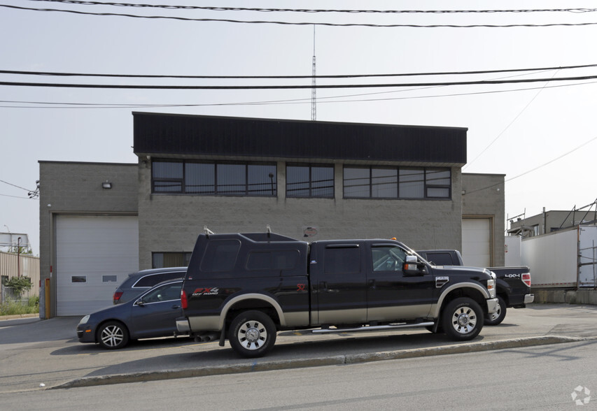 1225-1227 Av Godin, Laval, QC en alquiler - Foto del edificio - Imagen 2 de 3