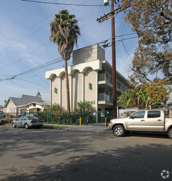 5345 La Mirada Ave, Los Angeles, CA en venta - Foto del edificio - Imagen 3 de 29