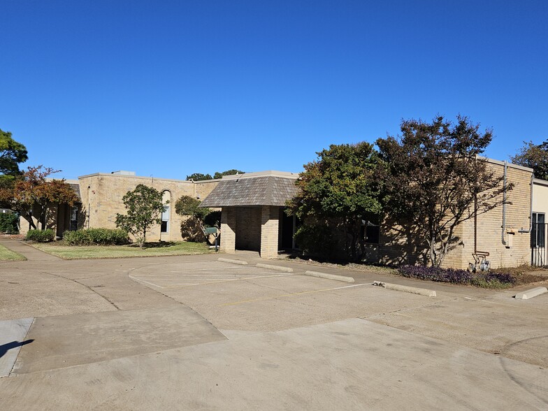 2109 Roosevelt Drive dr, Dalworthington Gardens, TX en venta - Foto del edificio - Imagen 2 de 8