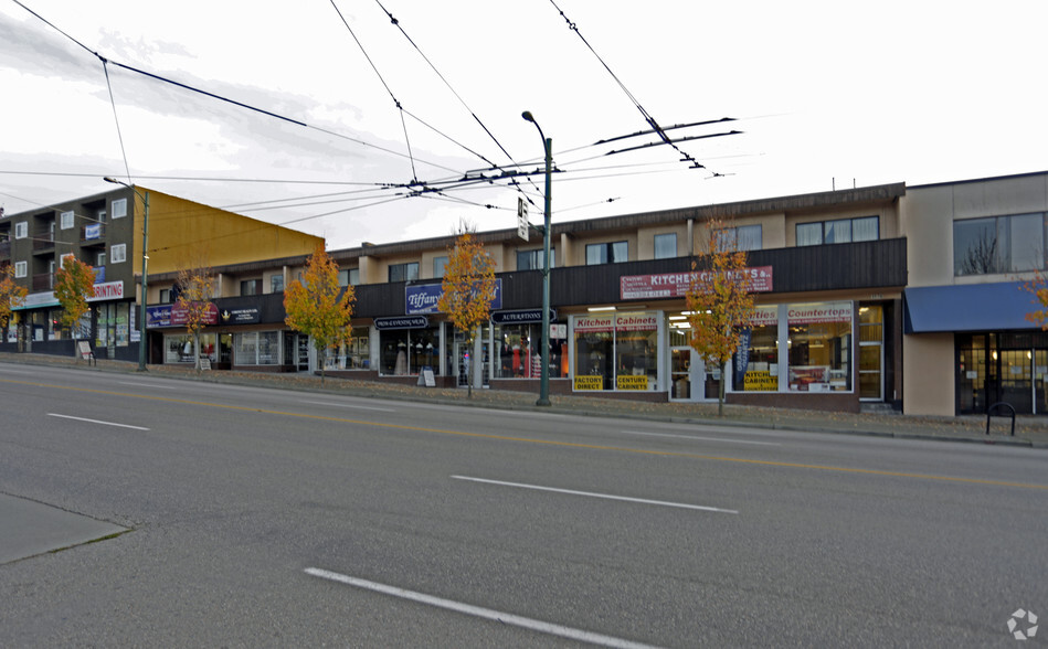 3580 Hastings St E, Vancouver, BC en alquiler - Foto del edificio - Imagen 3 de 9