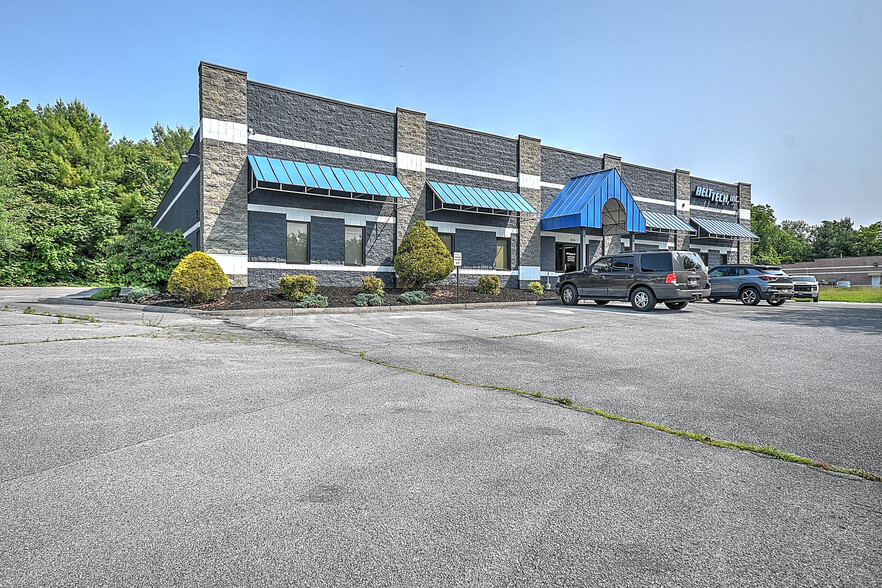 10376 Wallace Alley St, Kingsport, TN en alquiler - Foto del edificio - Imagen 2 de 41