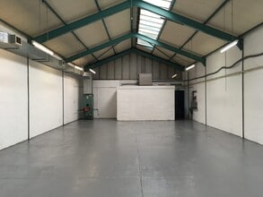 19-39 Tennant Ave, East Kilbride en alquiler Foto del interior- Imagen 2 de 2