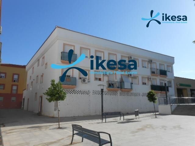 Local en Gibraleón, Huelva en venta - Foto del edificio - Imagen 1 de 16