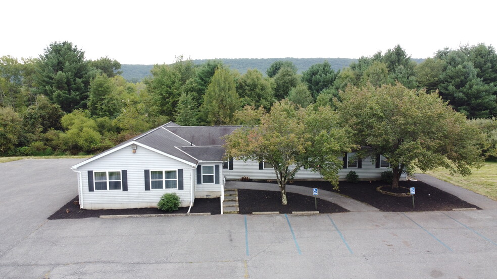 205 Rodenbach Ln, Brodheadsville, PA en venta - Foto principal - Imagen 1 de 11