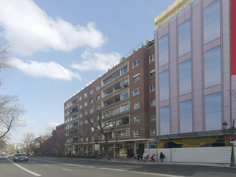 Edificio residencial en Madrid, Madrid en venta - Foto del edificio - Imagen 3 de 3