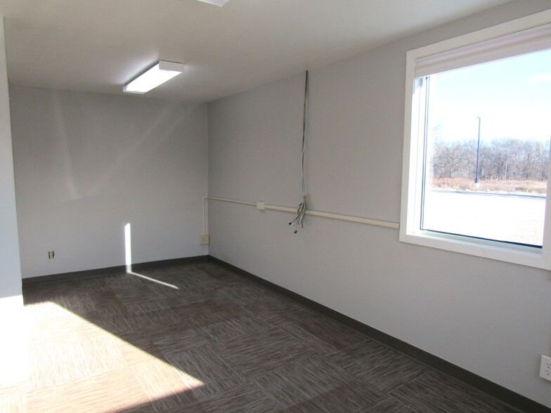 7035 Highway 7 SW, Montevideo, MN en venta - Foto del edificio - Imagen 3 de 23