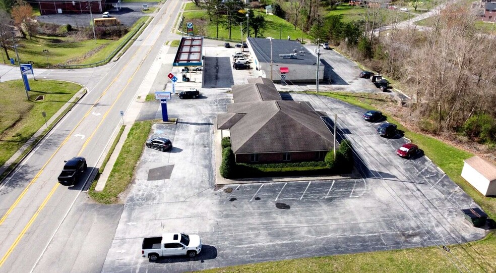 941 US-25W Hwy, Williamsburg, KY en venta - Foto del edificio - Imagen 3 de 16