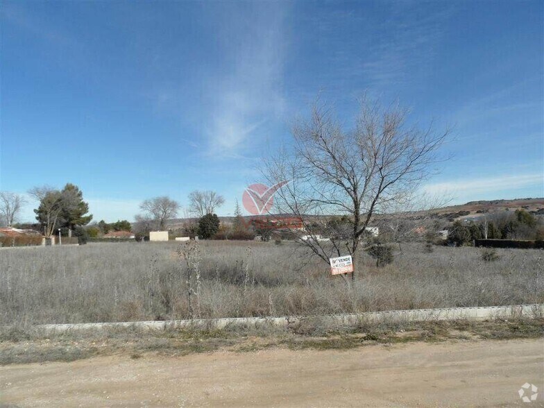 Terreno en Villar de Cañas, Cuenca en venta - Foto principal - Imagen 1 de 2
