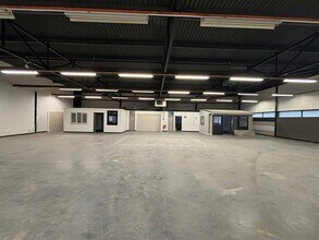 16 Macadam Pl, Irvine en alquiler Foto del interior- Imagen 1 de 4