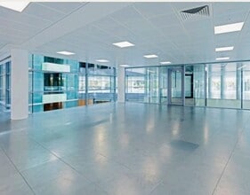 400 South Oak Way, Reading en alquiler Foto del interior- Imagen 2 de 3