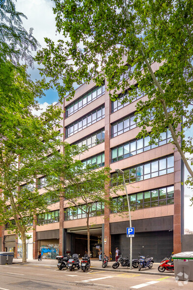 Oficinas en Barcelona, Barcelona en alquiler - Foto del edificio - Imagen 2 de 2