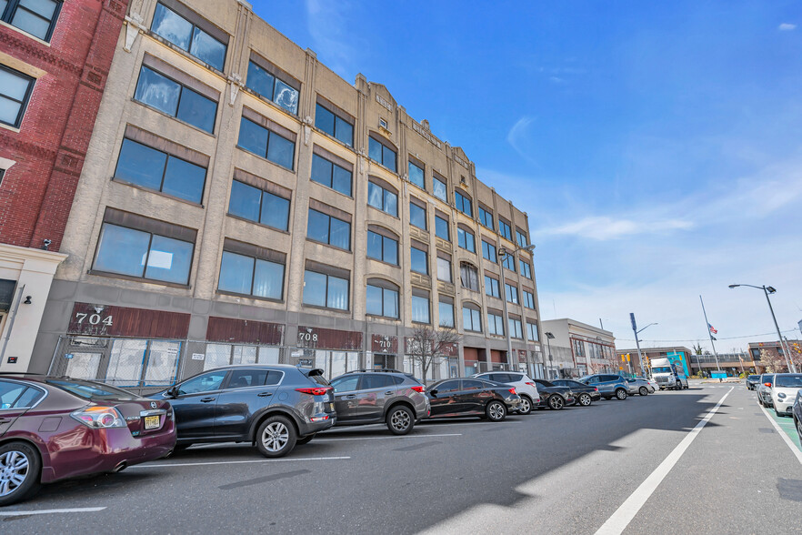 704-720 Mattison Ave, Asbury Park, NJ en venta - Foto del edificio - Imagen 3 de 11