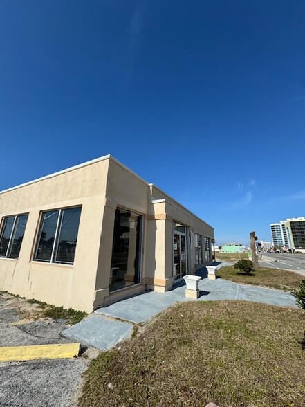 2000 S Atlantic Ave, Daytona Beach, FL en venta - Foto del edificio - Imagen 2 de 11